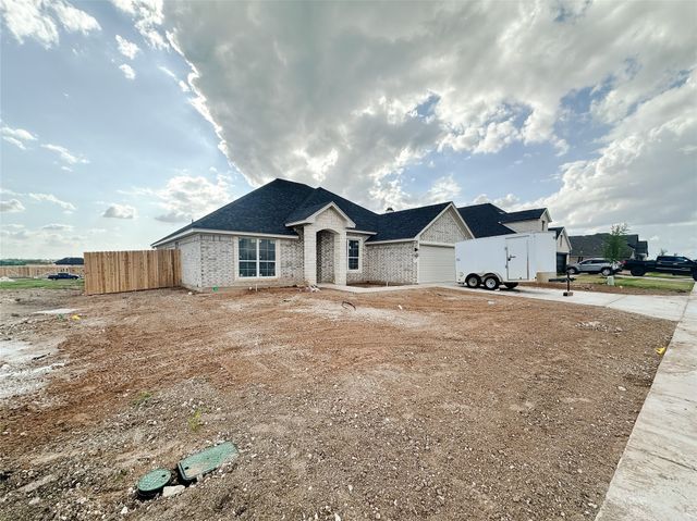 1341 Promised Land Road, Hewitt, TX 76643