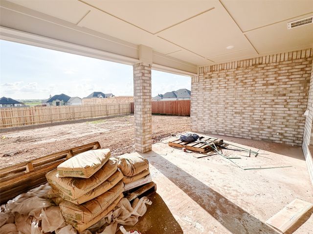 1341 Promised Land Road, Hewitt, TX 76643