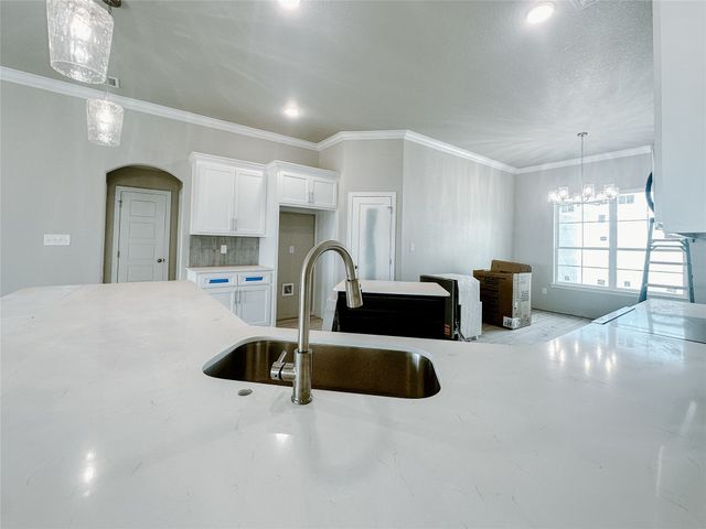 1341 Promised Land Road, Hewitt, TX 76643