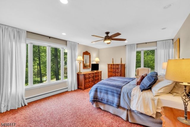 1 Driftway St, Roseland Boro, NJ 07068