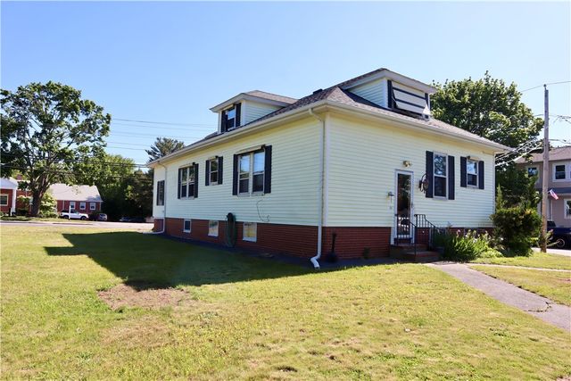 133 Wampanoag Trail, East Providence, RI 02915