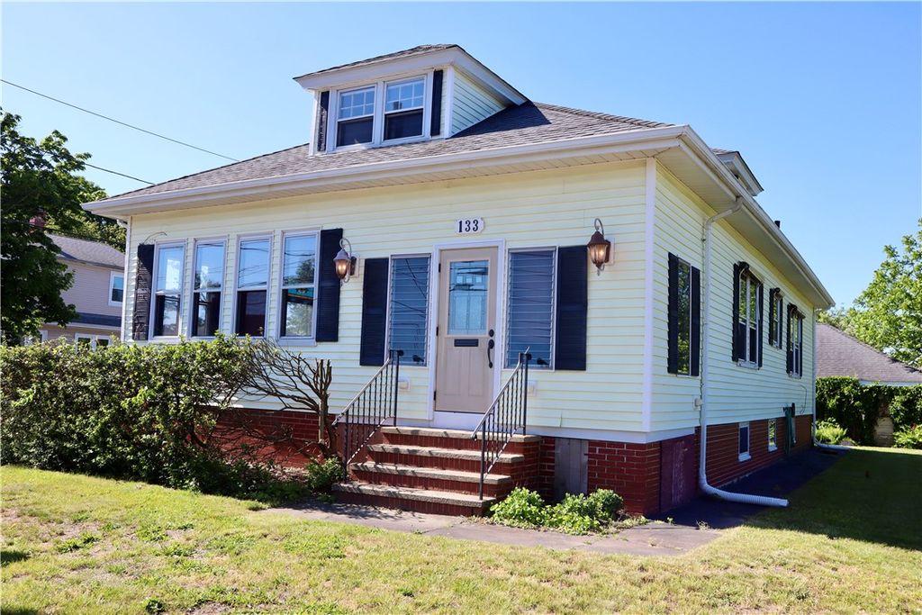 133 Wampanoag Trail, East Providence, RI 02915