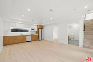 4922 S Centinela Avenue 2, Los Angeles, CA 90066