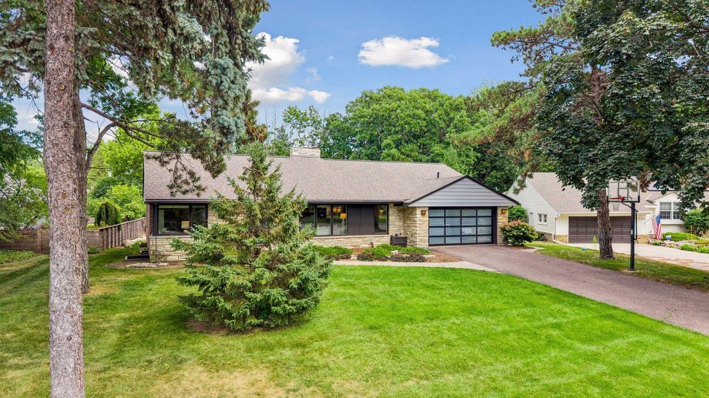 2096 Lower Saint Dennis Road, Saint Paul, MN 55116 — photo 2