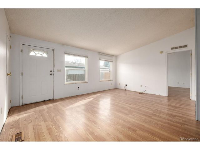 9088 Fontaine St, Denver, CO 80260