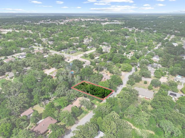 1213 W Texas Street, Denison, TX 75020