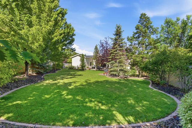 11438 S HARVEST RAIN AVE, South Jordan, UT 84009