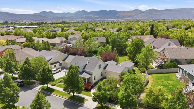 11438 S HARVEST RAIN AVE, South Jordan, UT 84009