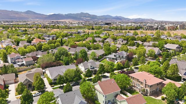 11438 S HARVEST RAIN AVE, South Jordan, UT 84009