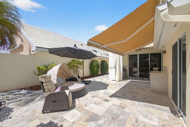 31 Windsor Lane, Palm Beach Gardens, FL 33418