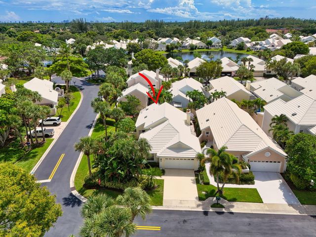 31 Windsor Lane, Palm Beach Gardens, FL 33418