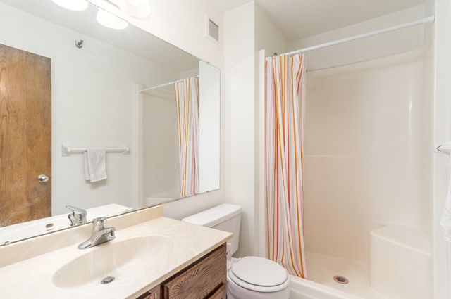 433 S 7th Street 1527, Minneapolis, MN 55415