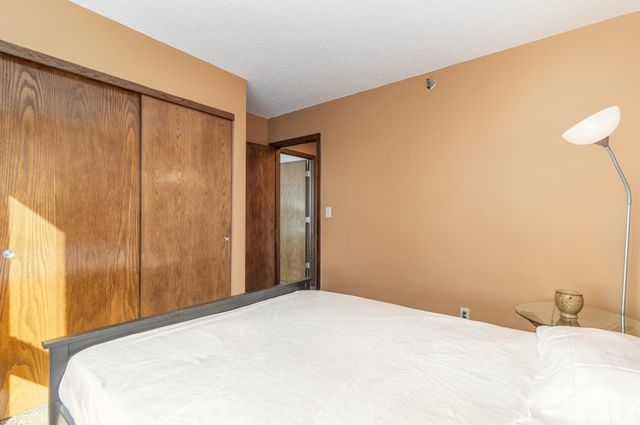 433 S 7th Street 1527, Minneapolis, MN 55415