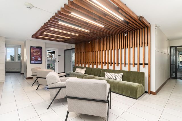 433 S 7th Street 1527, Minneapolis, MN 55415