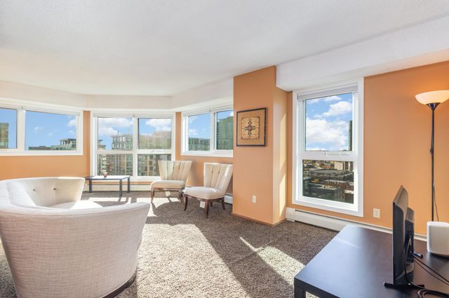 433 S 7th Street 1527, Minneapolis, MN 55415