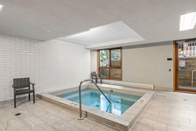 433 S 7th Street 1527, Minneapolis, MN 55415