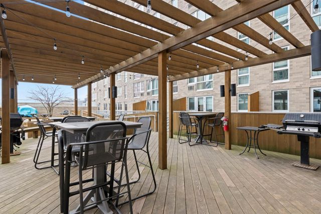 433 S 7th Street 1527, Minneapolis, MN 55415