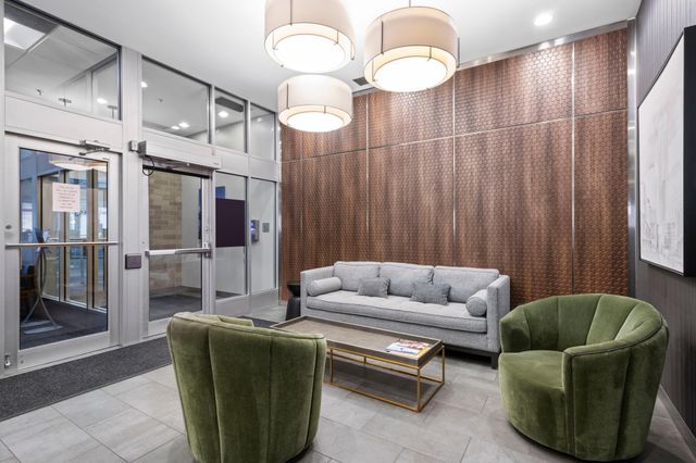 433 S 7th Street 1527, Minneapolis, MN 55415