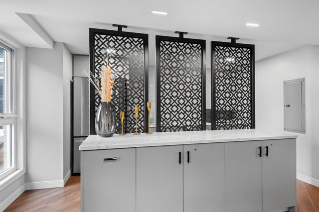 433 S 7th Street 1527, Minneapolis, MN 55415