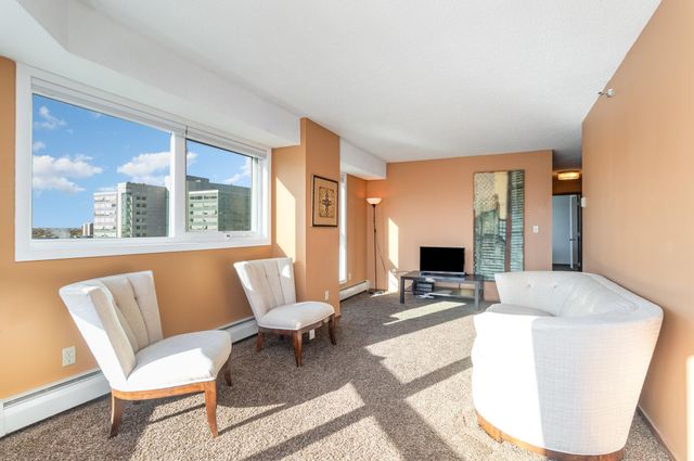 433 S 7th Street 1527, Minneapolis, MN 55415