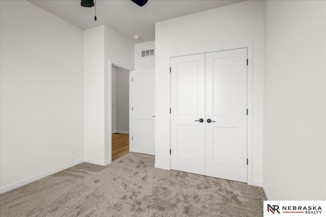 7821 Ephraem Lane, Lincoln, NE 68516
