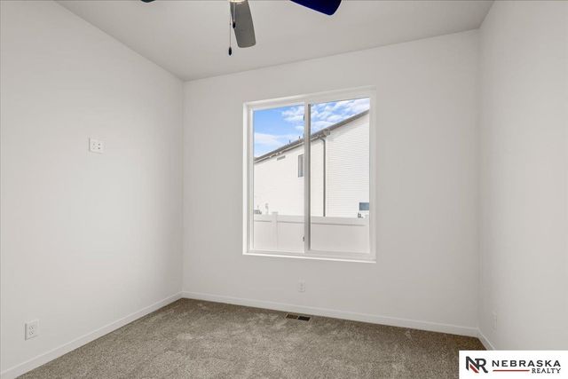 7821 Ephraem Lane, Lincoln, NE 68516