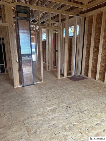 7821 Ephraem Lane, Lincoln, NE 68516