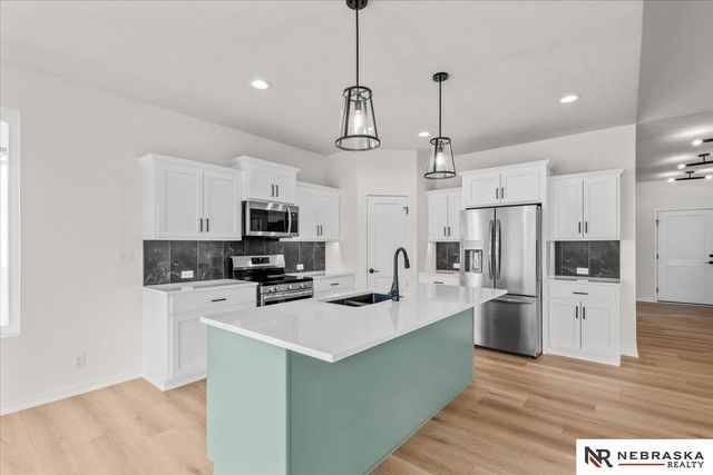 7821 Ephraem Lane, Lincoln, NE 68516