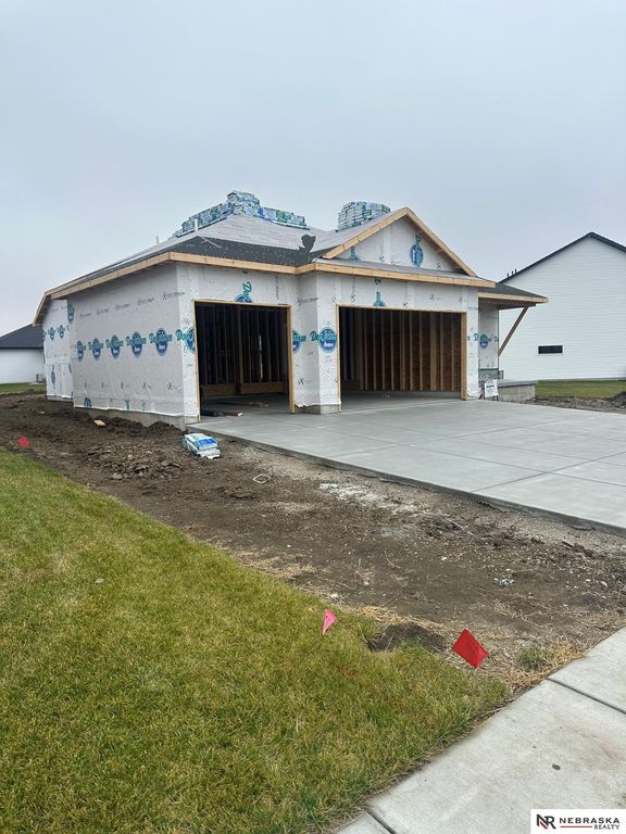 7821 Ephraem Lane, Lincoln, NE 68516