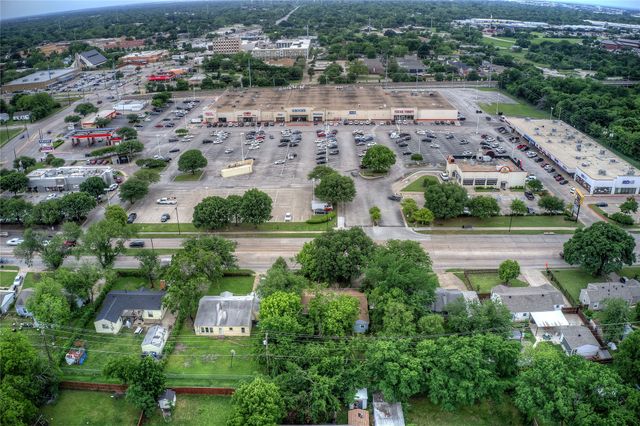1425 W Walnut Street, Garland, TX 75042