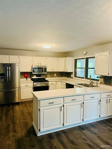 1993 Mapleleaf Drive, Collinsville, IL 62234