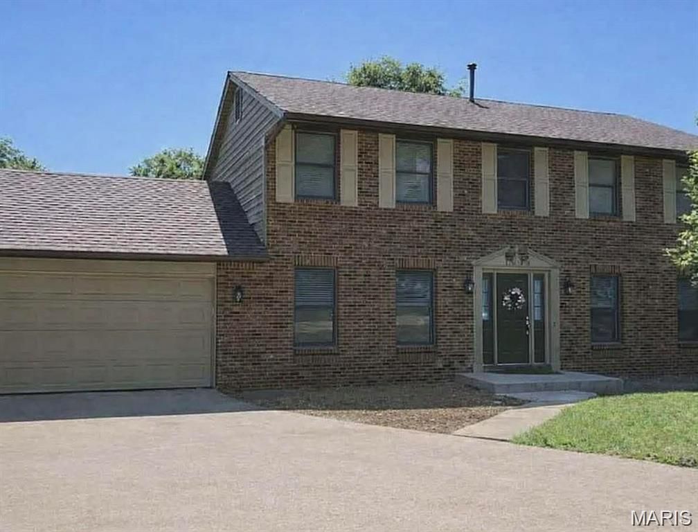 1993 Mapleleaf Drive, Collinsville, IL 62234