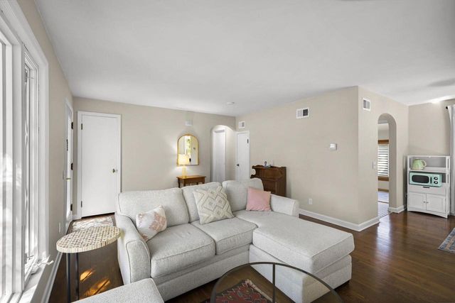 326 Midvale Boulevard, Madison, WI 53705