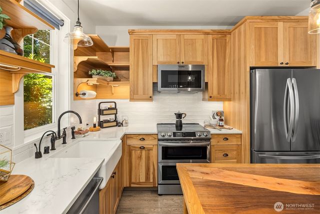 9417 NE 128th Street, Kirkland, WA 98034