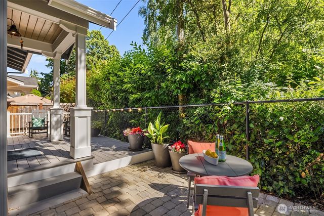 9417 NE 128th Street, Kirkland, WA 98034
