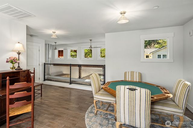 9417 NE 128th Street, Kirkland, WA 98034