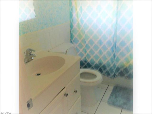 275 Hubbard AVE, North Fort Myers, FL 33917