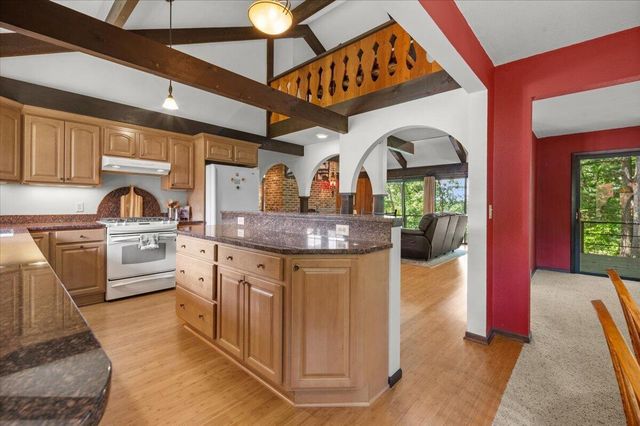 3365 Wildridge Drive NE, Grand Rapids, MI 49525