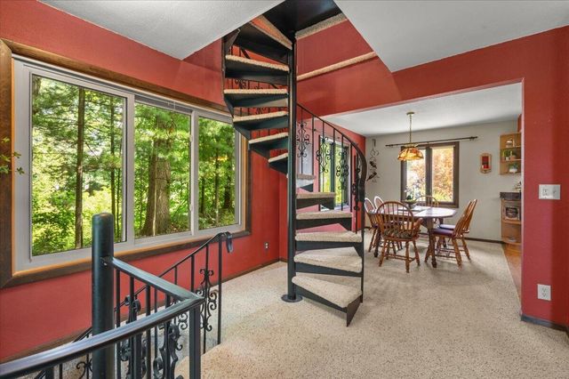 3365 Wildridge Drive NE, Grand Rapids, MI 49525