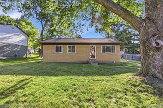 520 May Road, Rochester Hills, MI 48307