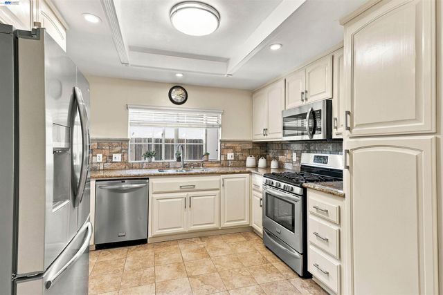 8657 Davona Dr, Dublin, CA 94568