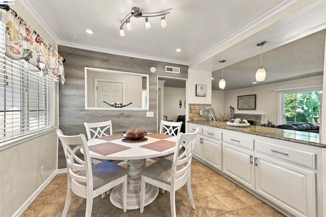8657 Davona Dr, Dublin, CA 94568