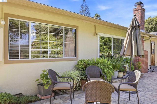 8657 Davona Dr, Dublin, CA 94568