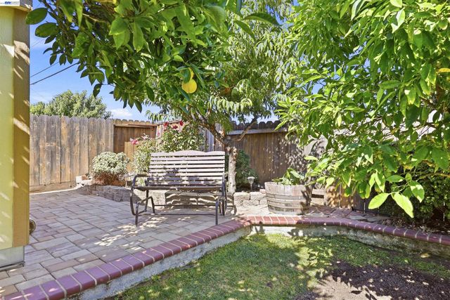 8657 Davona Dr, Dublin, CA 94568