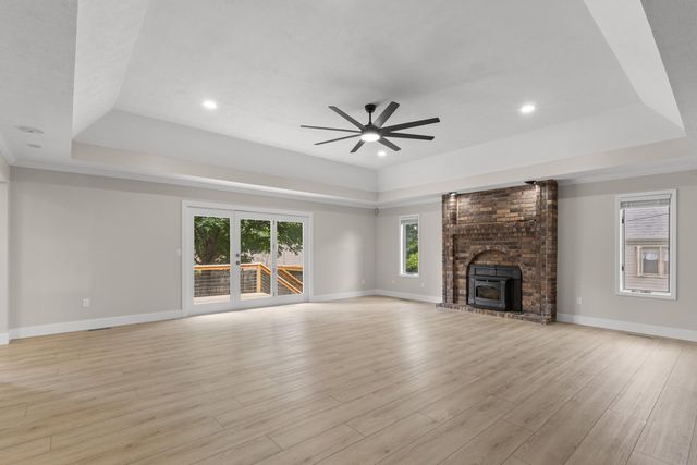4081 E Kingsbury Street, Springfield, MO 65809