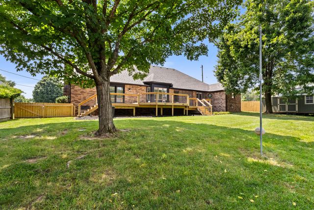 4081 E Kingsbury Street, Springfield, MO 65809