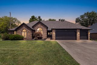 4081 E Kingsbury Street, Springfield, MO 65809