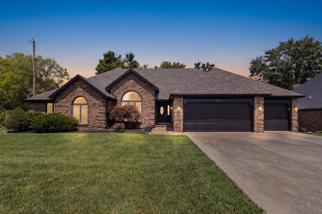 4081 E Kingsbury Street, Springfield, MO 65809