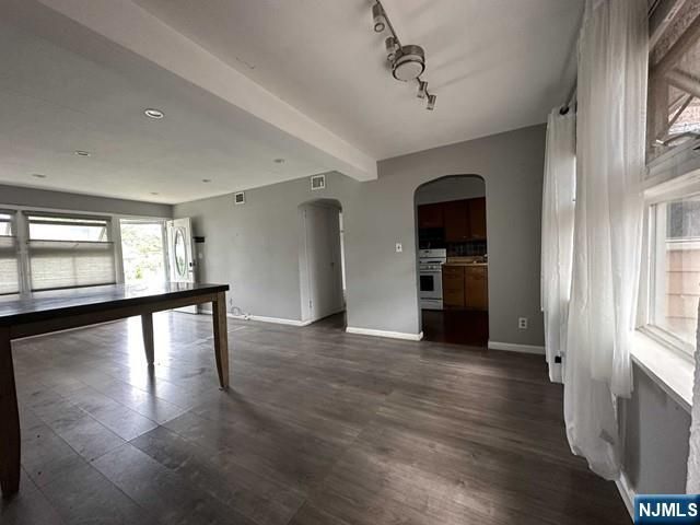 10 Judith Place, Bergenfield, NJ 07621