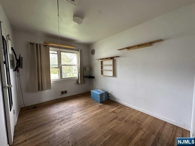 10 Judith Place, Bergenfield, NJ 07621